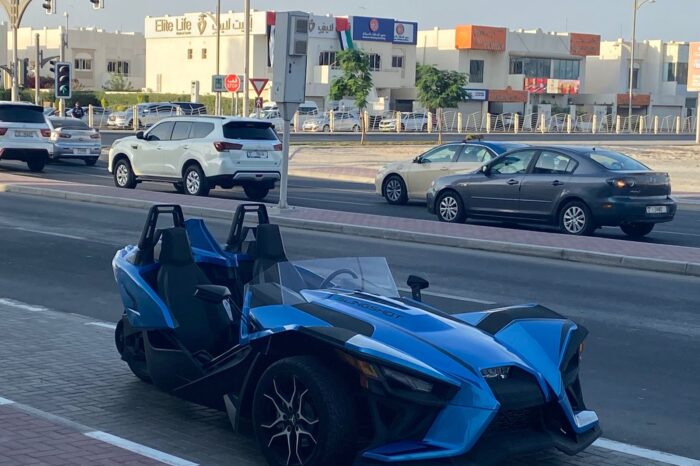 Rent Polaris slingshot